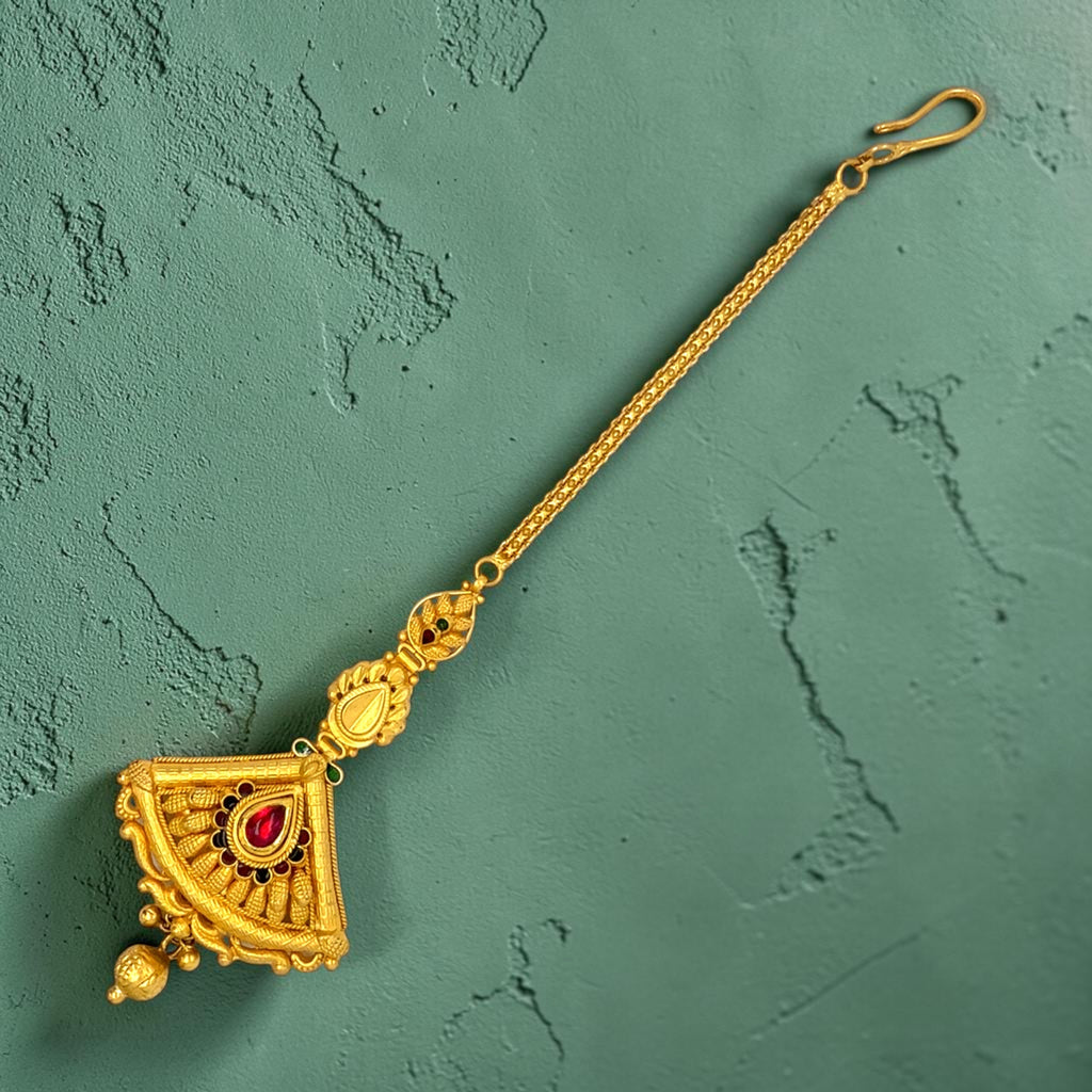 Bridal Kalash Maang Tikka