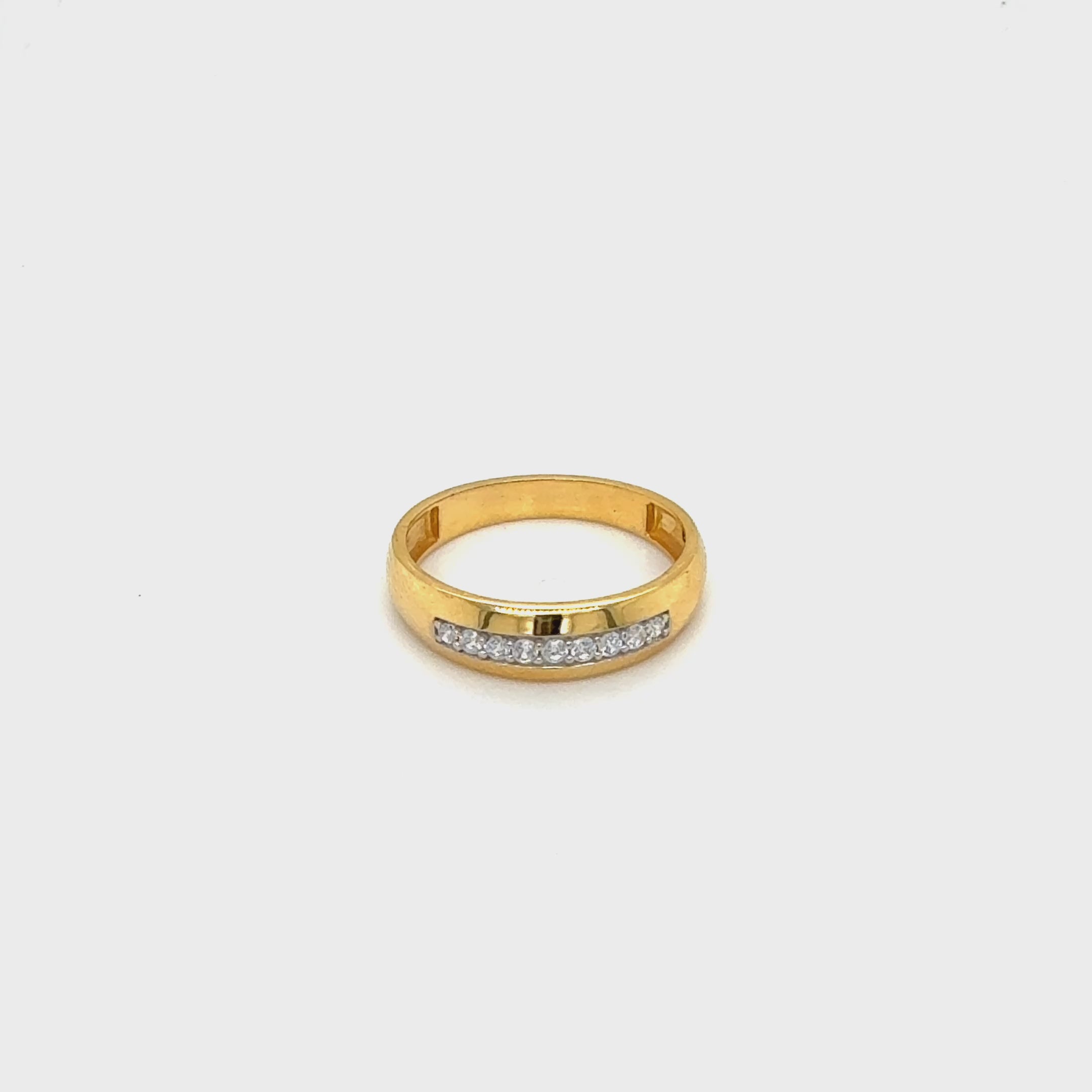 Yellow Gold Band Ring with Brilliant Stones